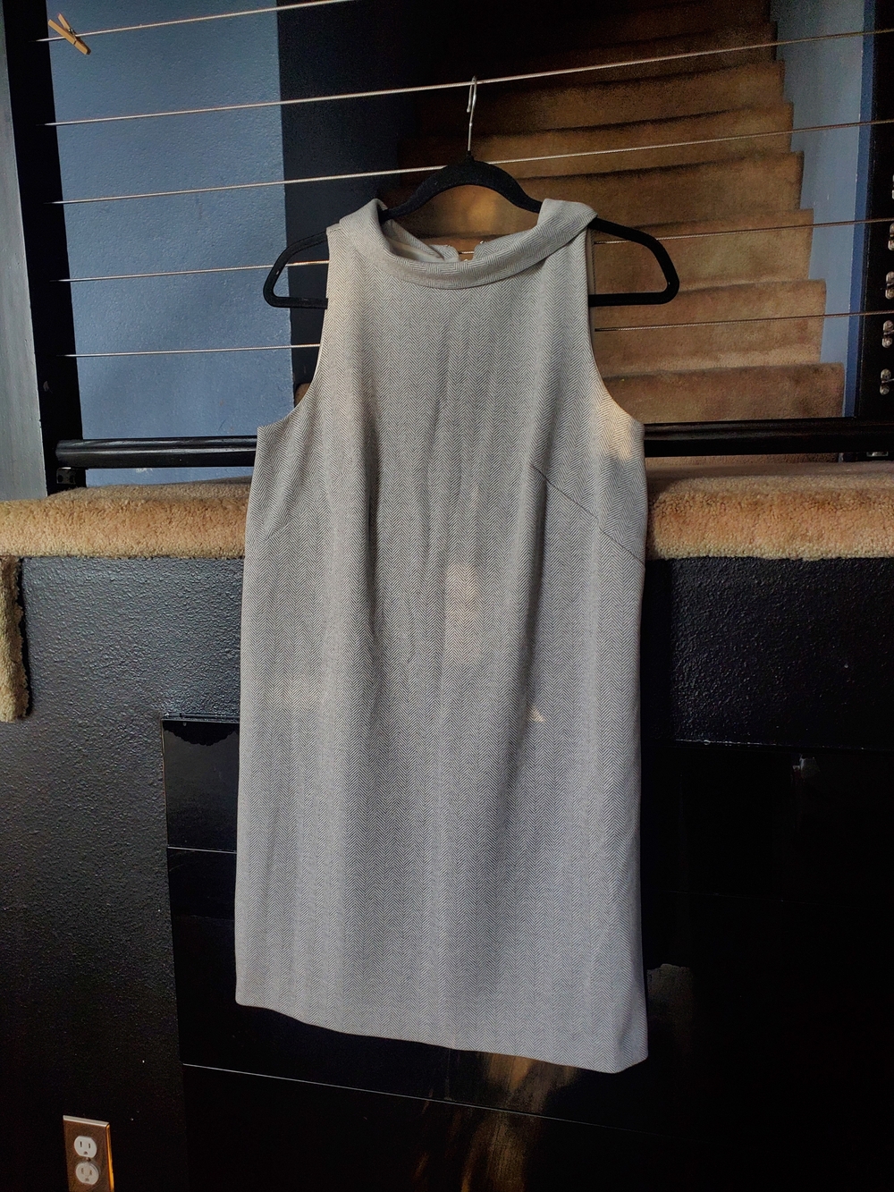 Ann Taylor Gray Sleeveless Mock-Neck Shift Dress